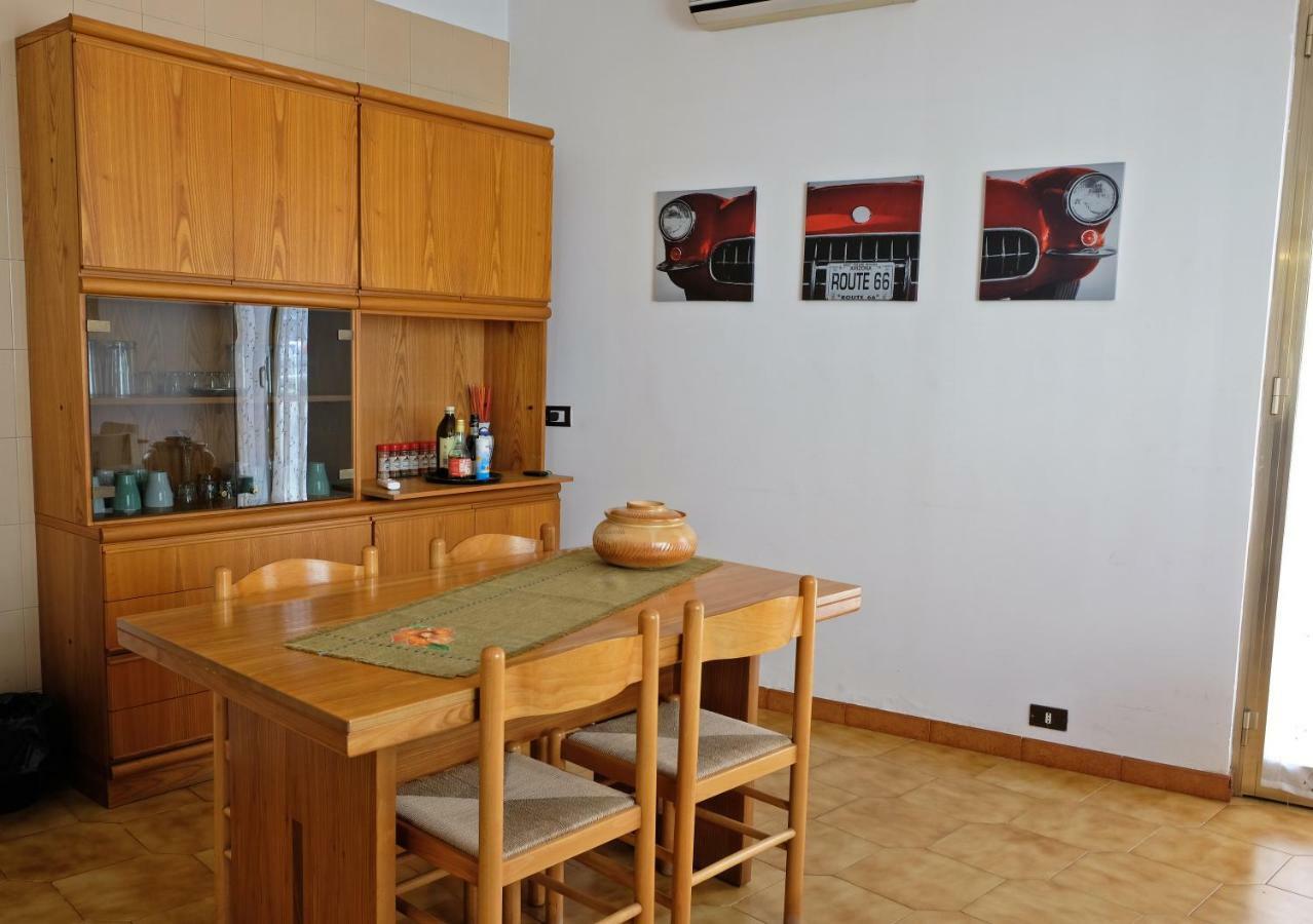 Guest House Via Crispi Pozzallo Esterno foto