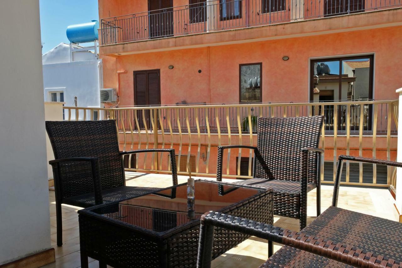 Guest House Via Crispi Pozzallo Esterno foto